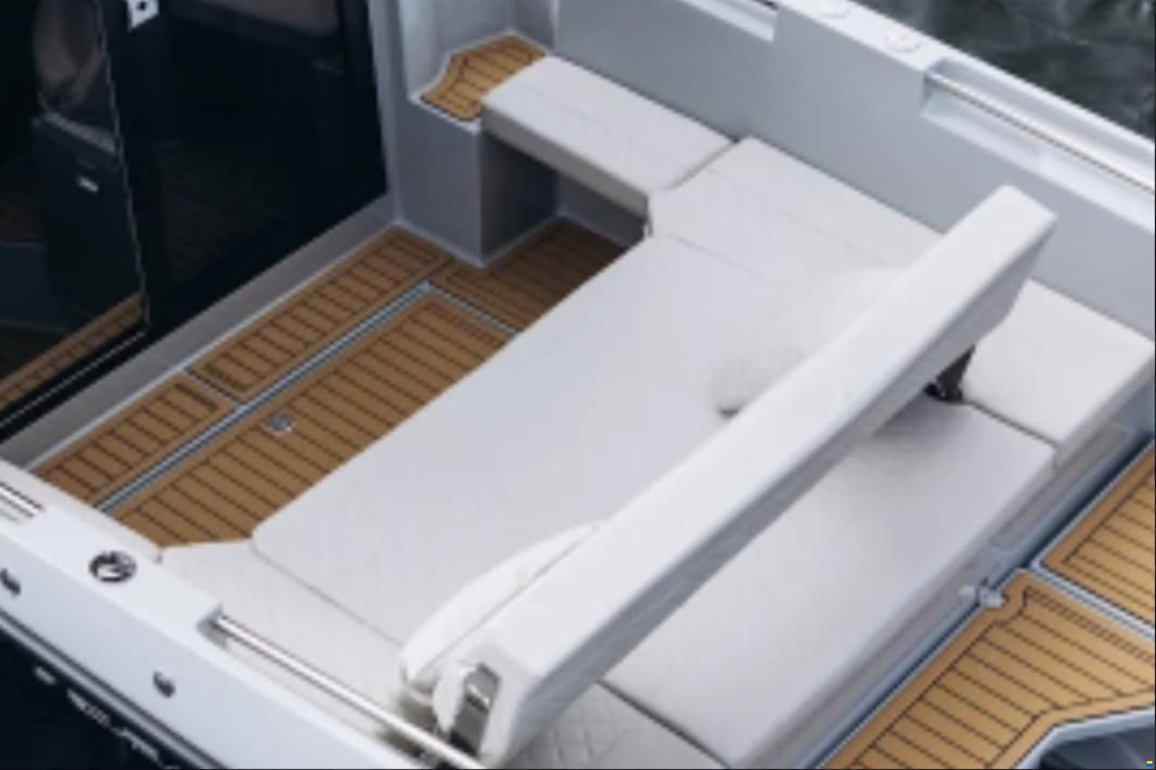 Manara Pilothouse 775 Pleasure