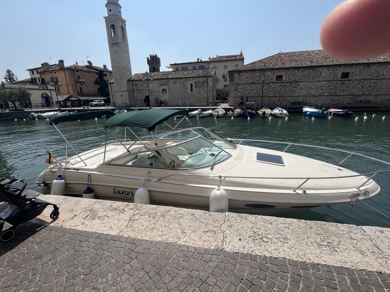 Sea Ray 260
