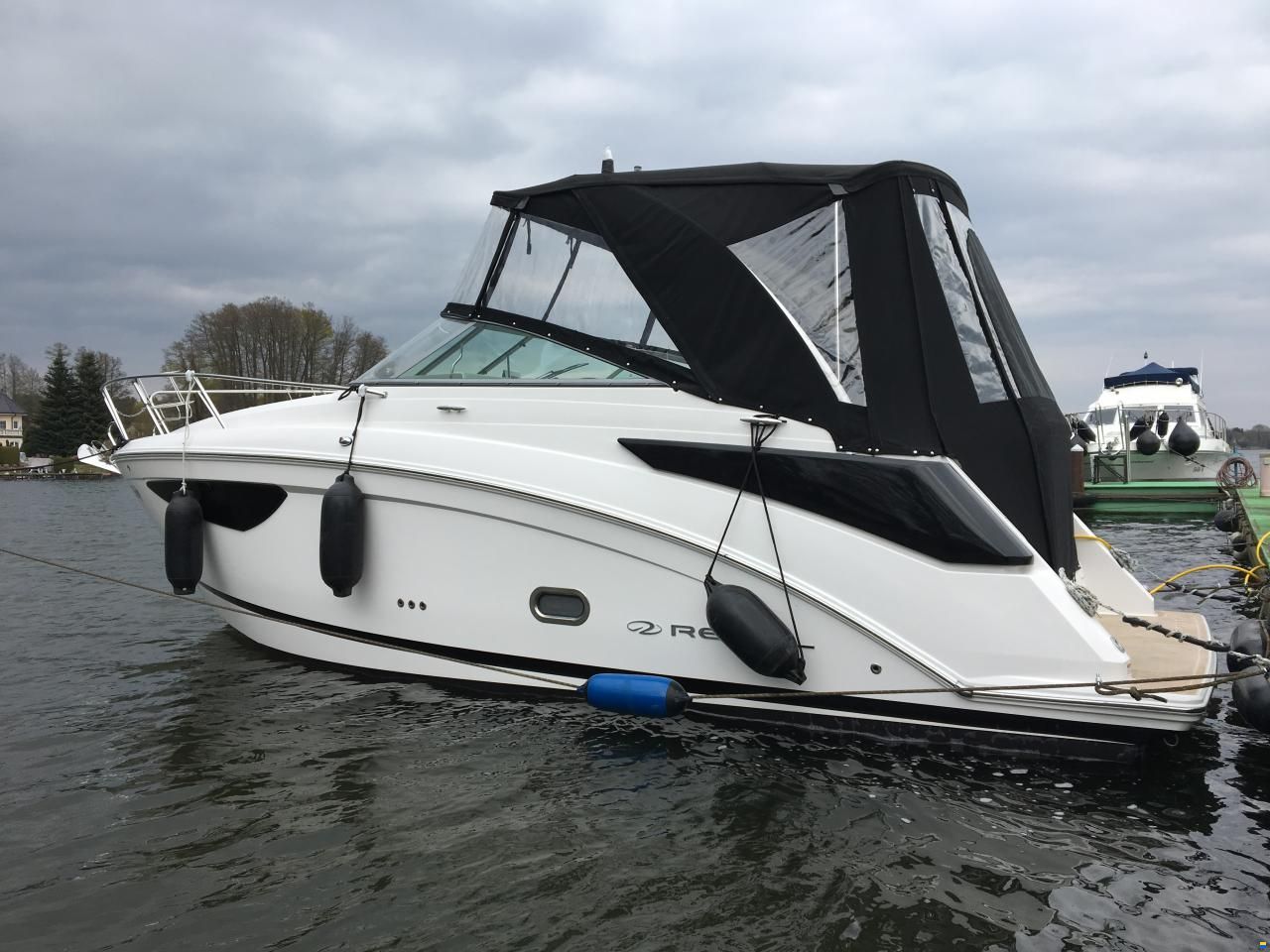 Regal 26 Express