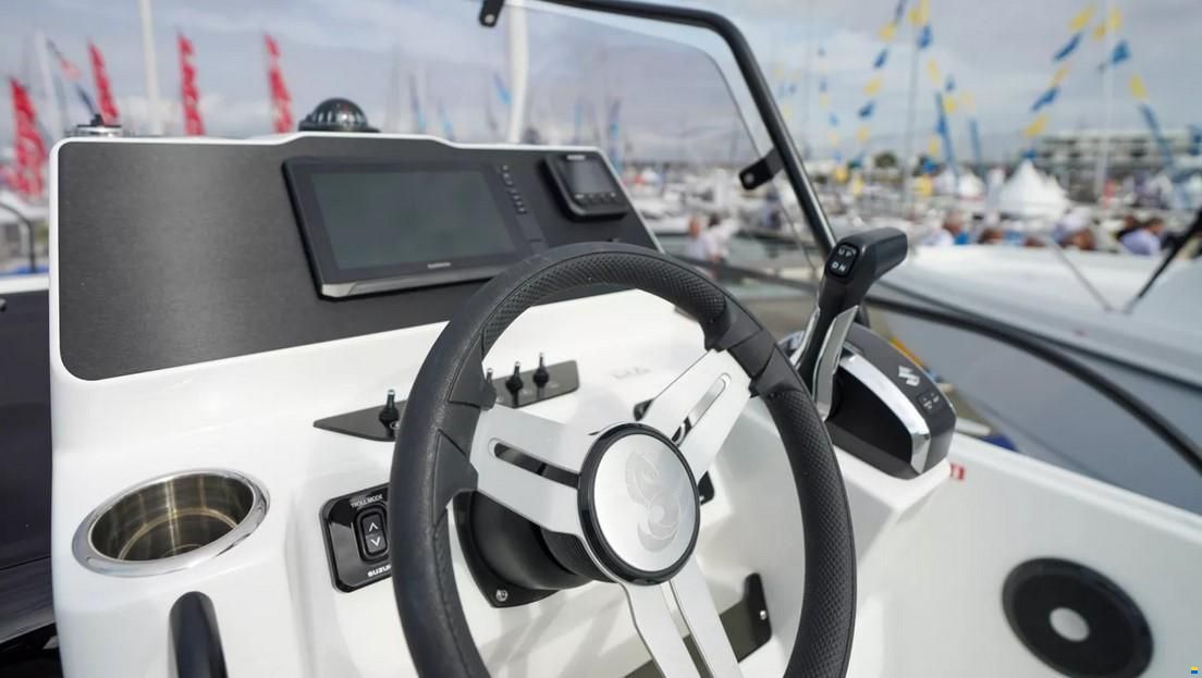 Beneteau Flyer 7 SUNdeck