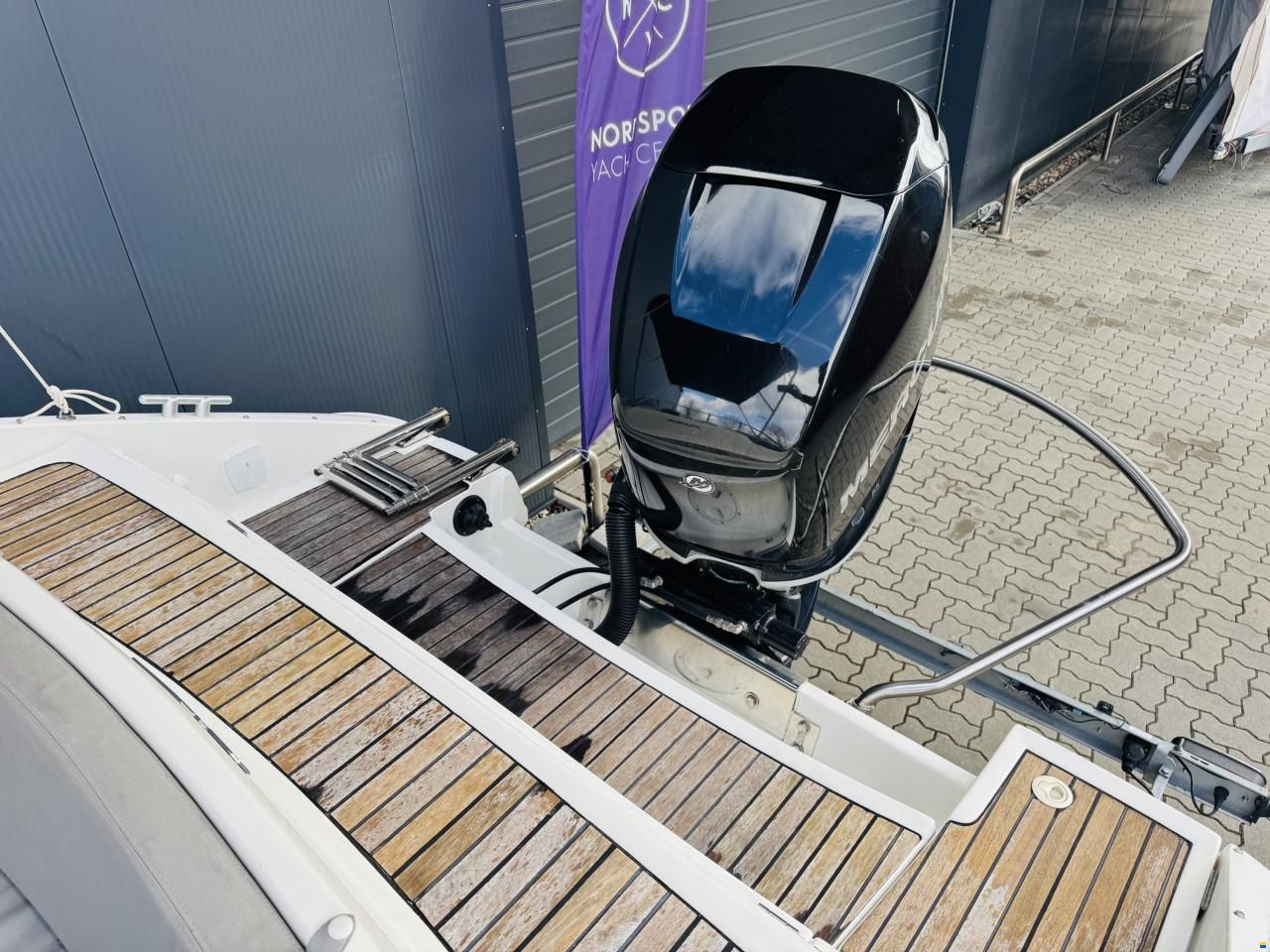 Beneteau Flyer 750 Cabrio