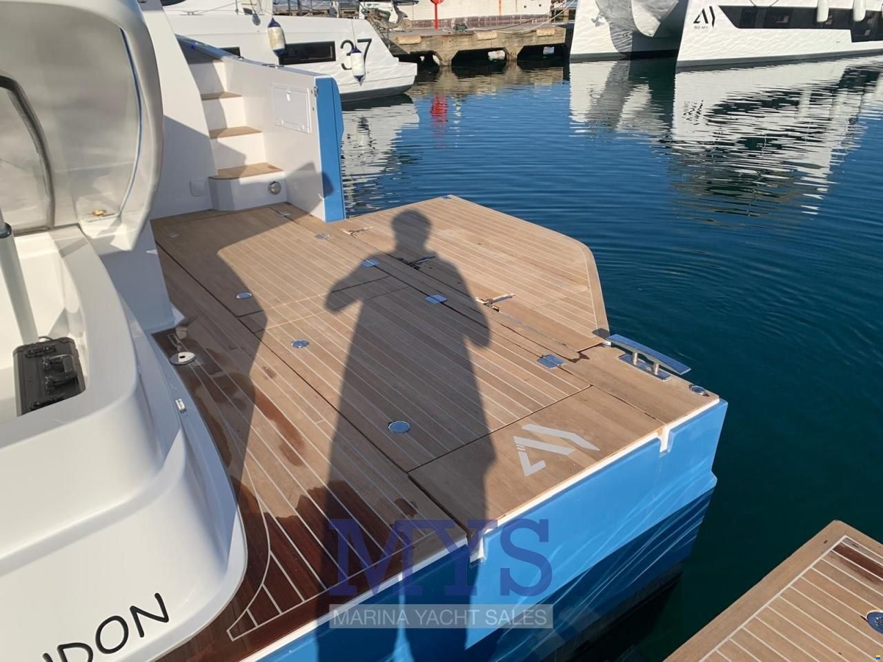Aventura 38 SC