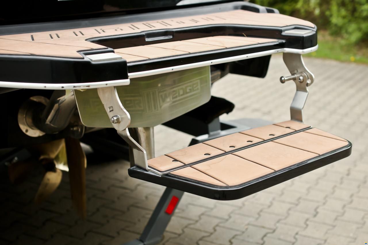 Malibu 23 LSV
