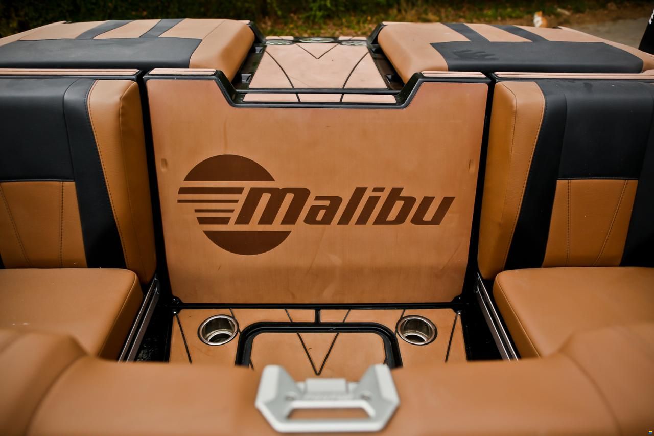 Malibu 23 LSV