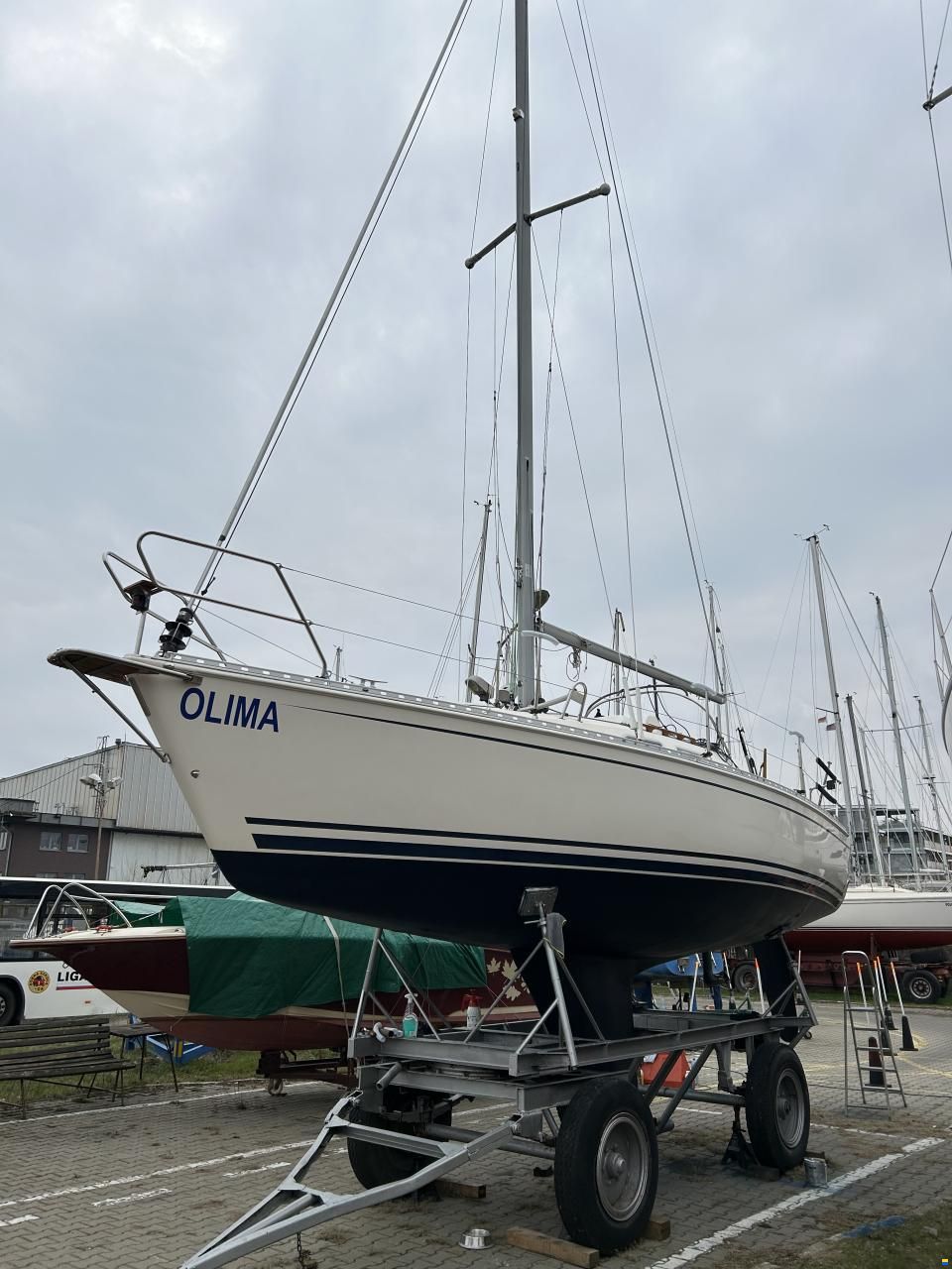 Hanse 300
