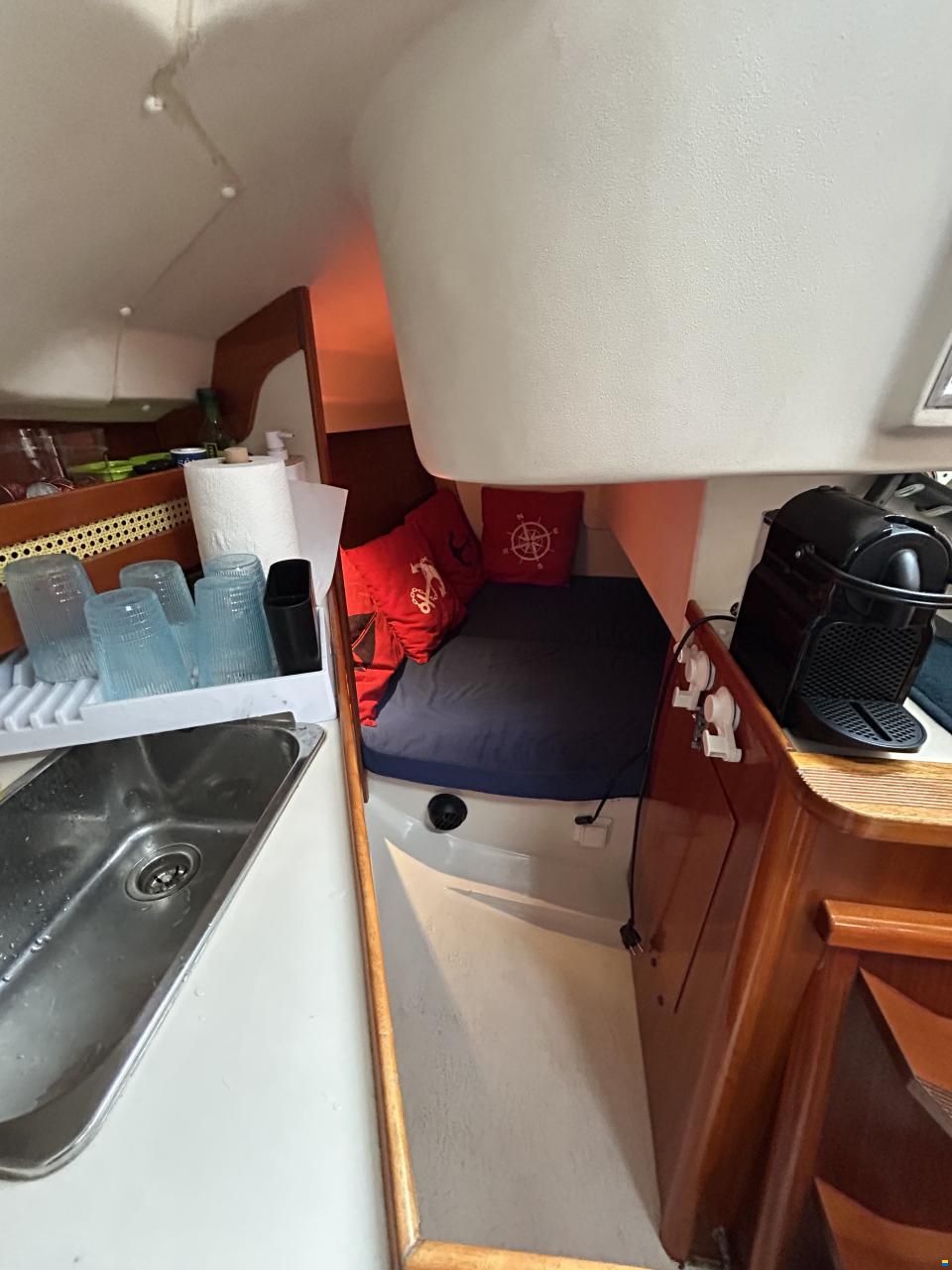 Hanse 300