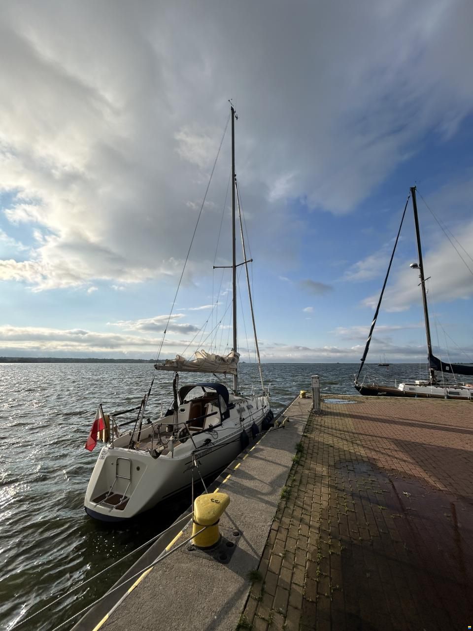 Hanse 300