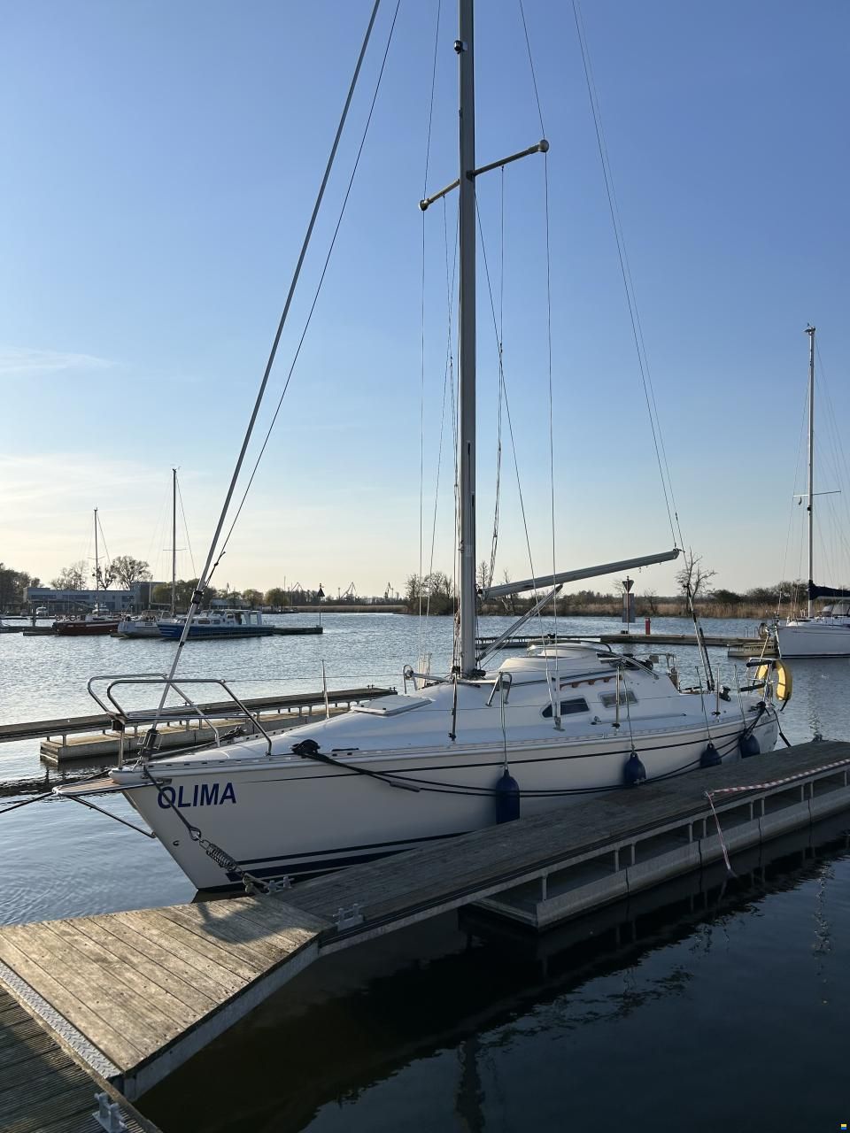 Hanse 300