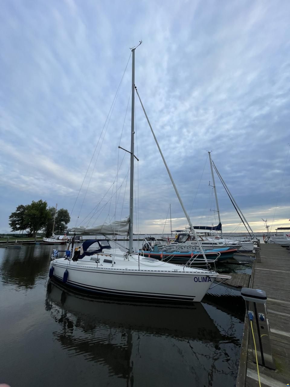 Hanse 300