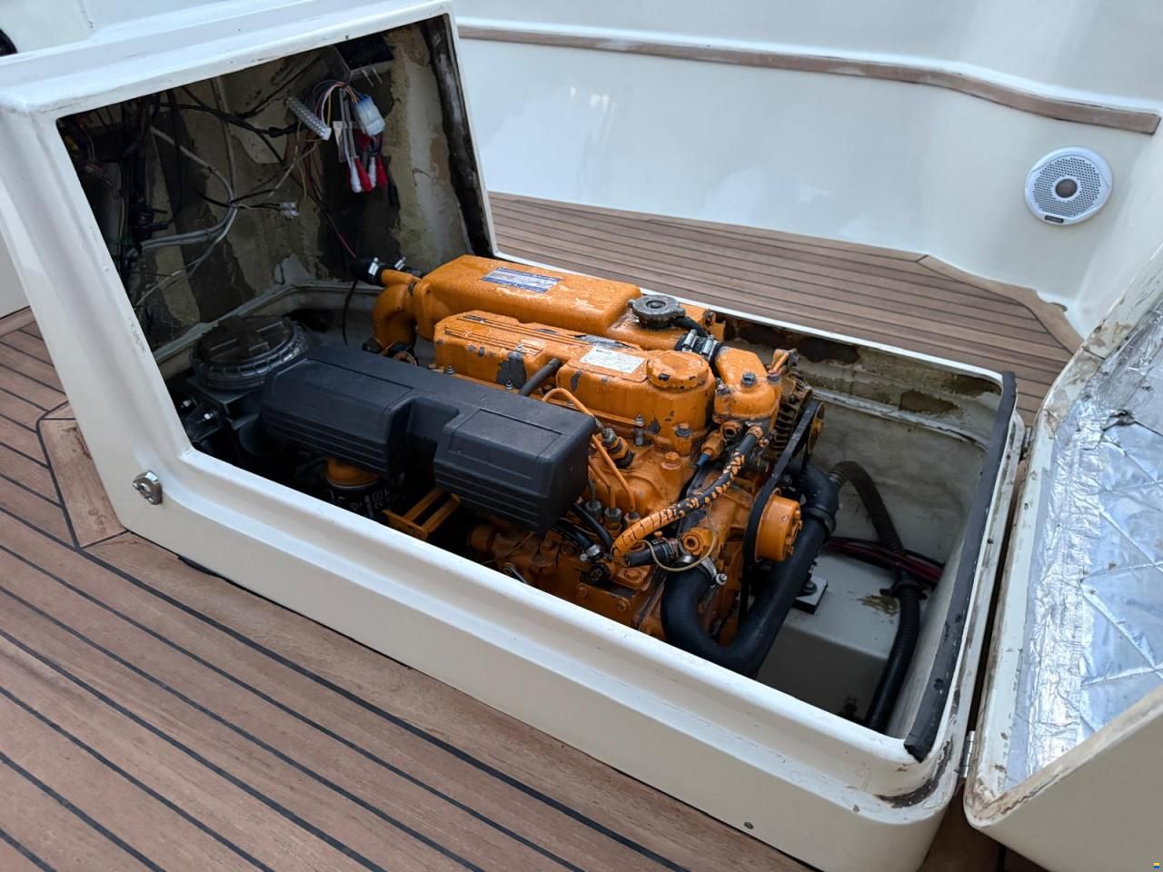 Interboat 25