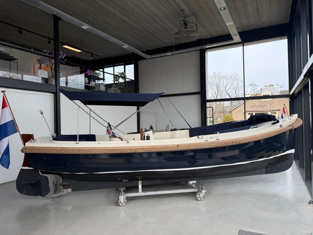 Interboat 25