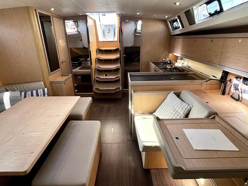 Beneteau Oceanis 45
