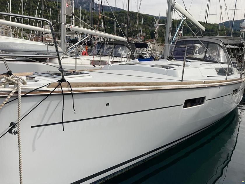 Beneteau Oceanis 45