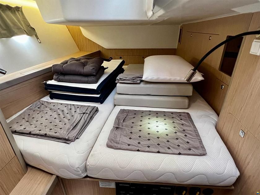 Beneteau Oceanis 45
