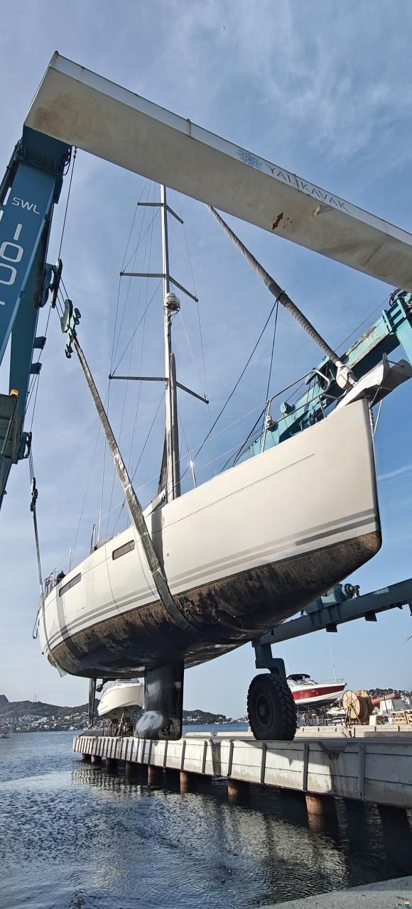 Jeanneau Yachts 57