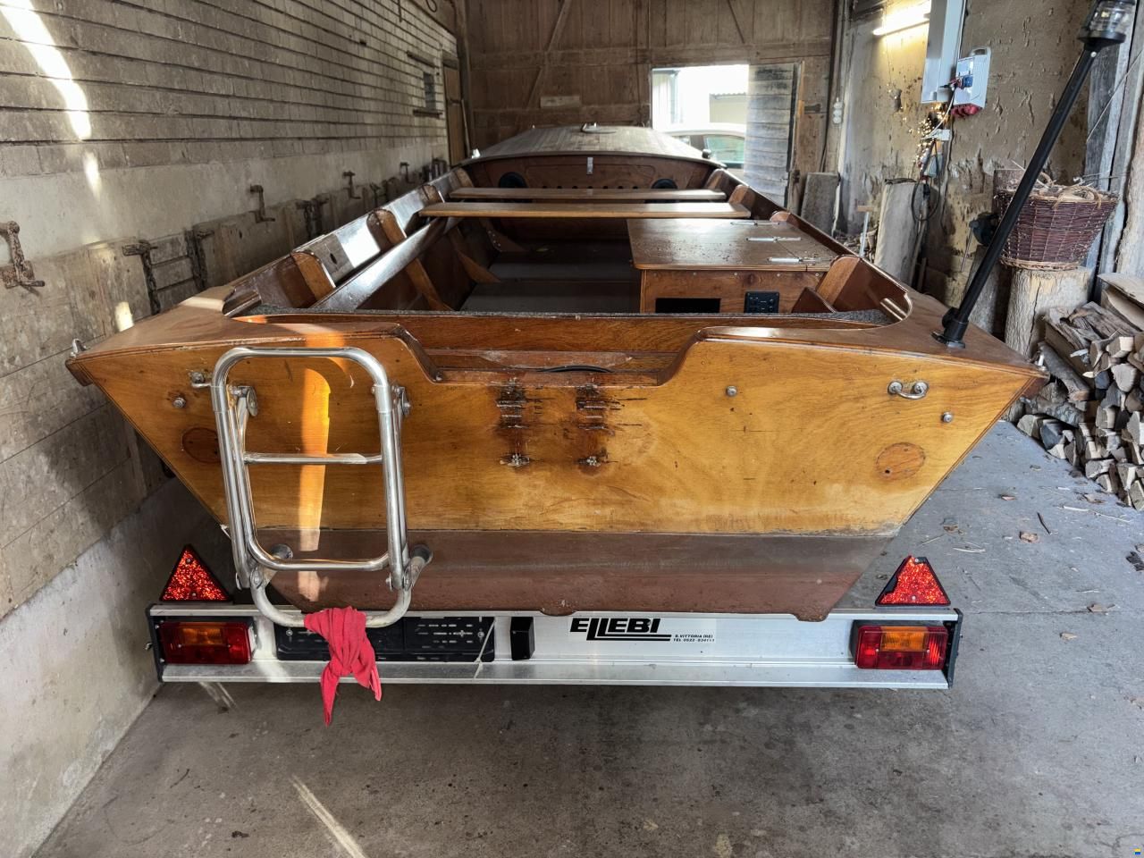 M&auml;ndli Eigenbau F&auml;hrboot