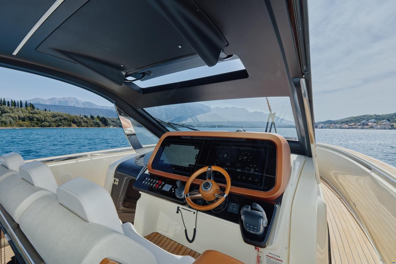 Invictus TT460