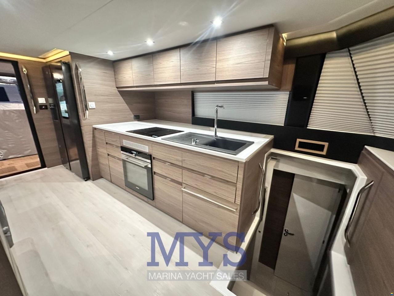 Aventura 56 MY
