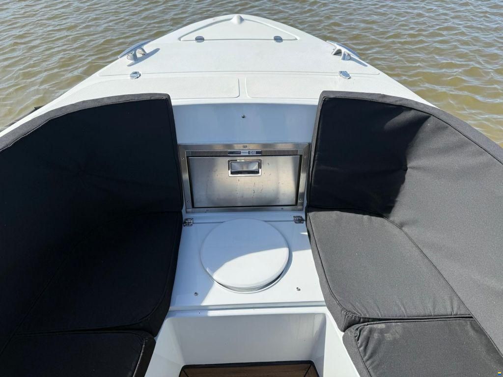 Van Zutphen 633 Tender