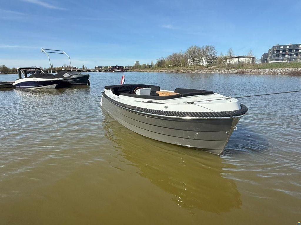Van Zutphen 633 Tender