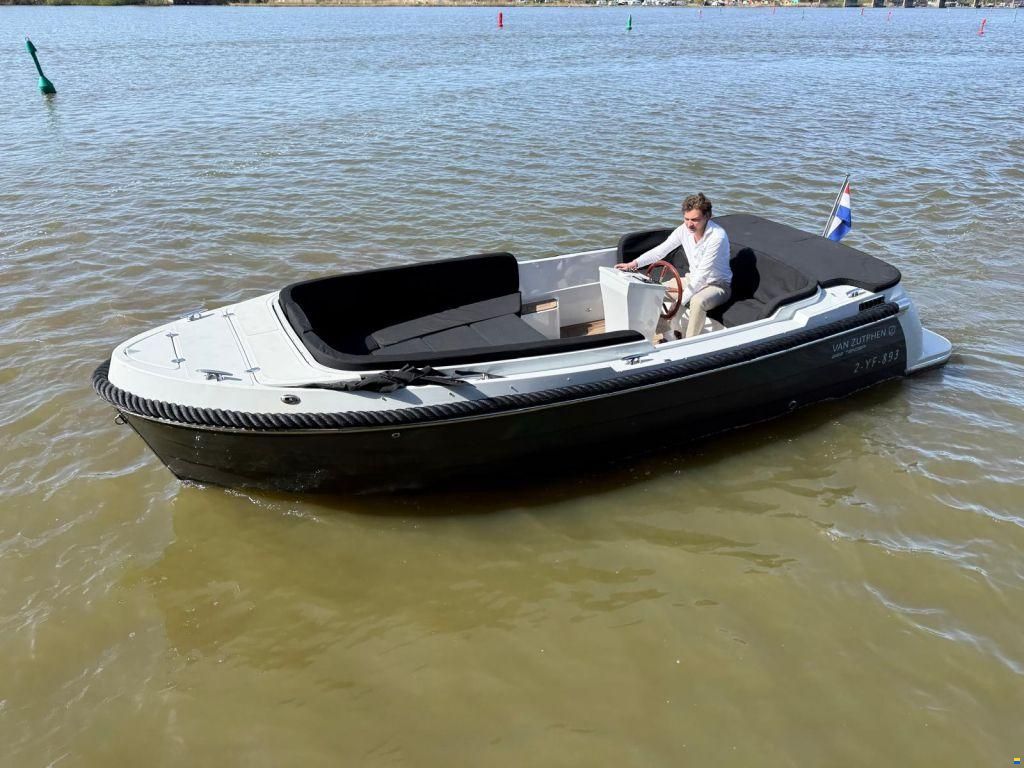 Van Zutphen 633 Tender