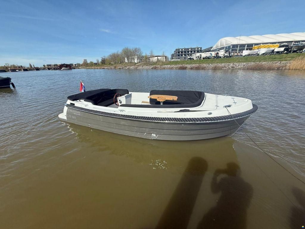 Van Zutphen 633 Tender