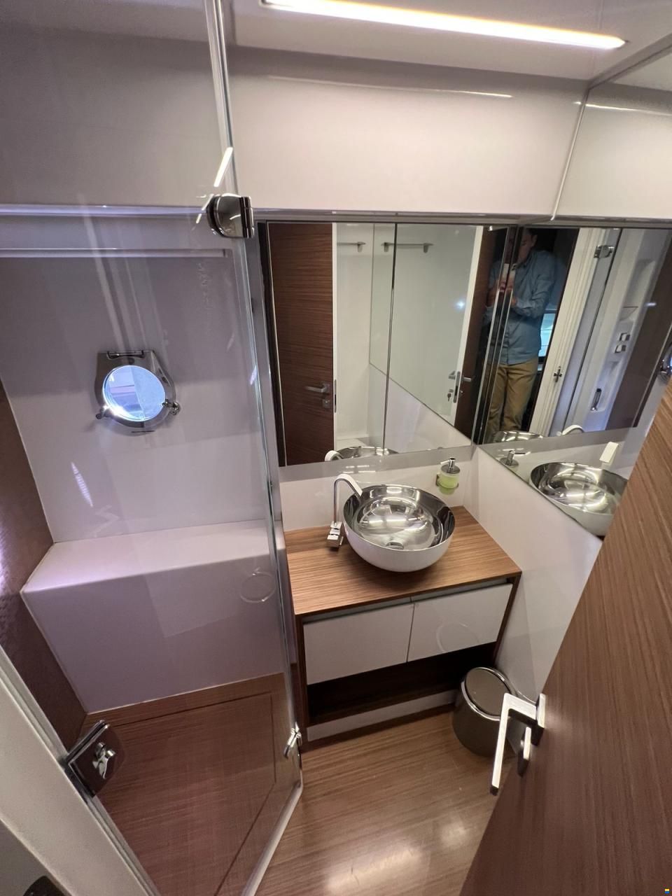 Ferretti 450