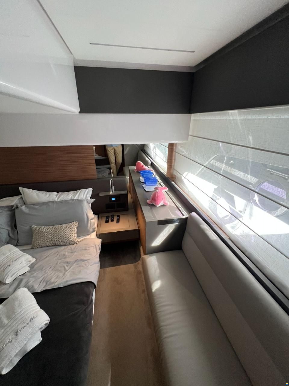 Ferretti 450