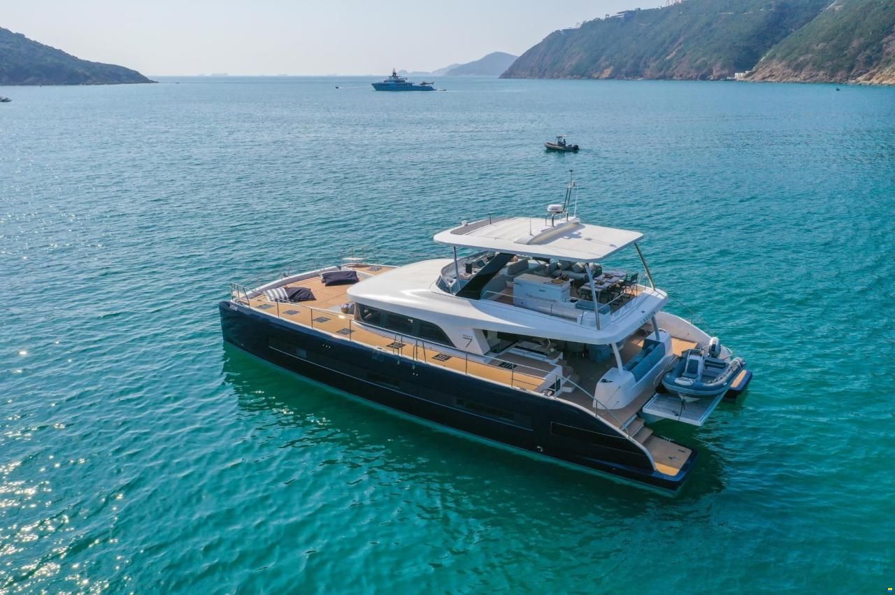 Lagoon Sixty 7