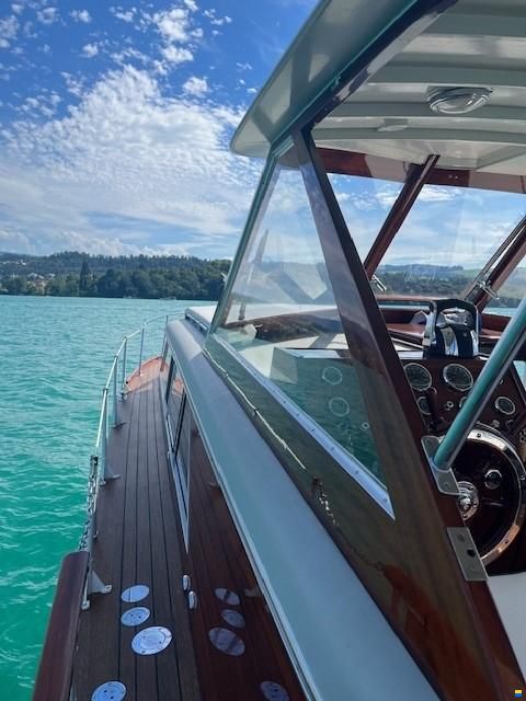 Swiss Craft Sedan Express Cruiser 9.60m