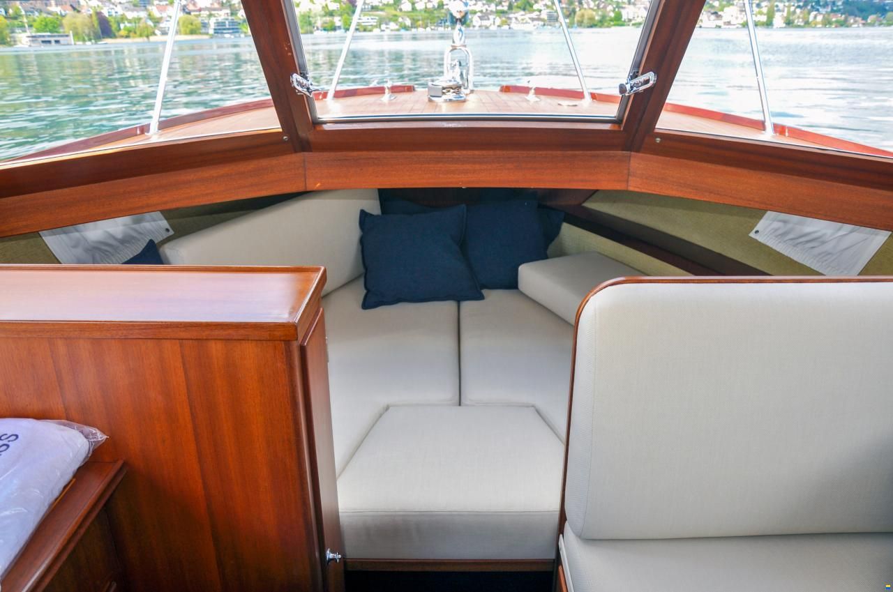 Swiss Craft Sedan Express Cruiser 9.60m