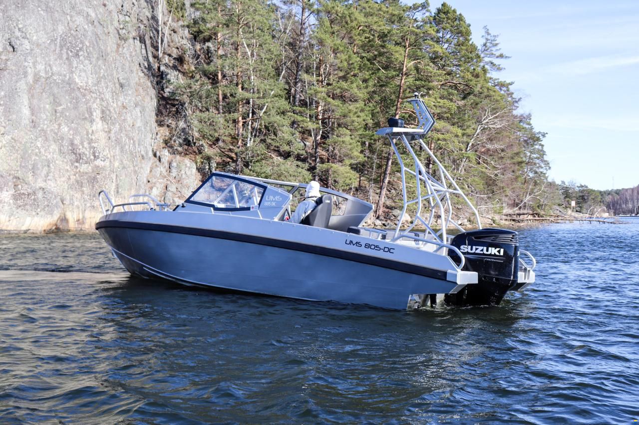 UMS-Boat 805 DC