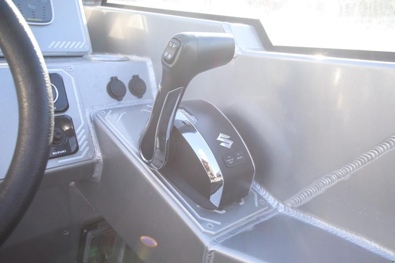 UMS-Boat 805 DC
