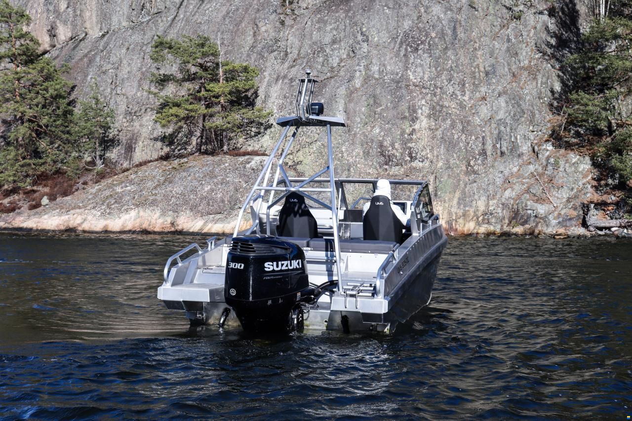 UMS-Boat 805 DC