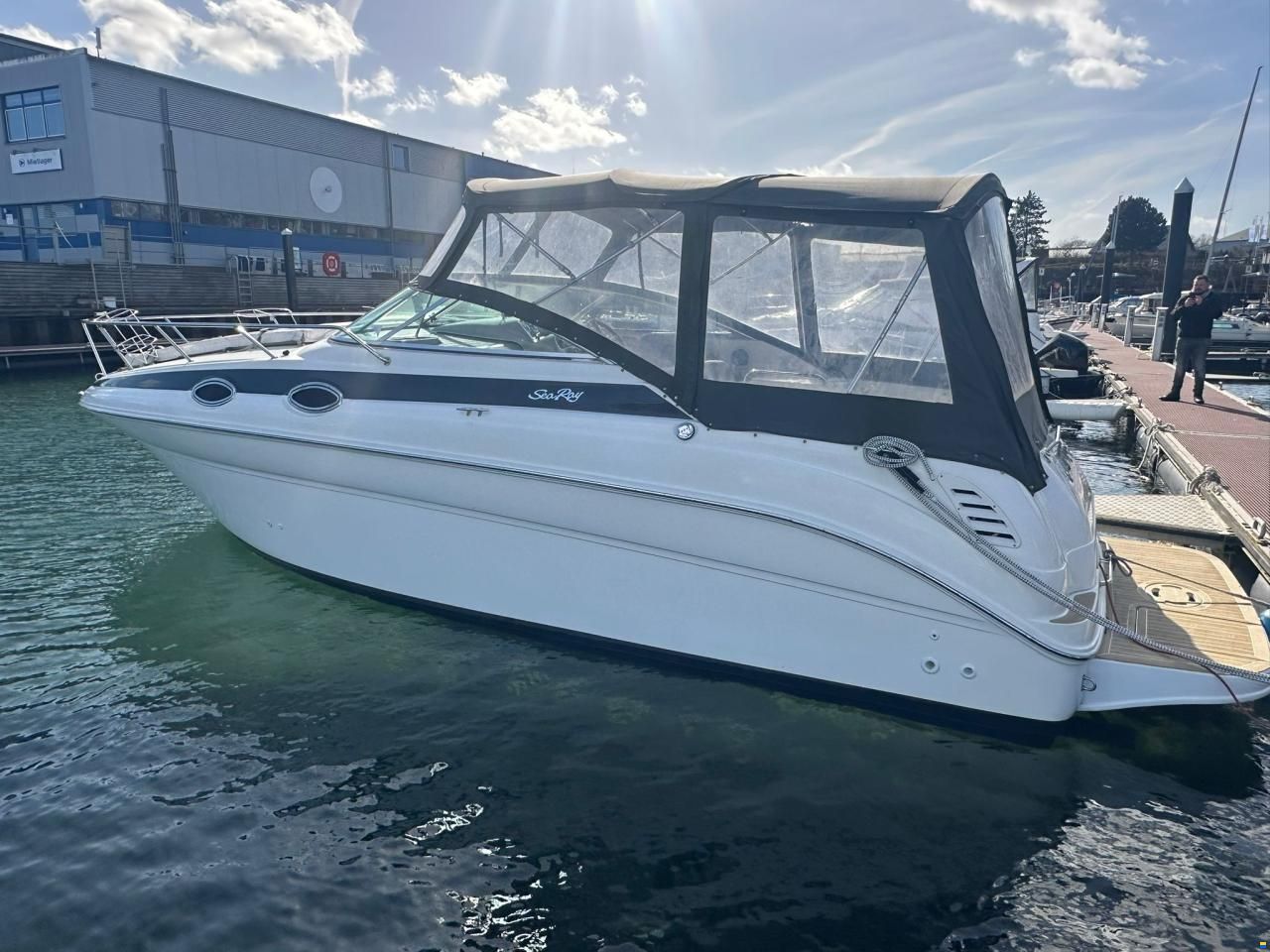 Sea Ray 260 DA Sundancer