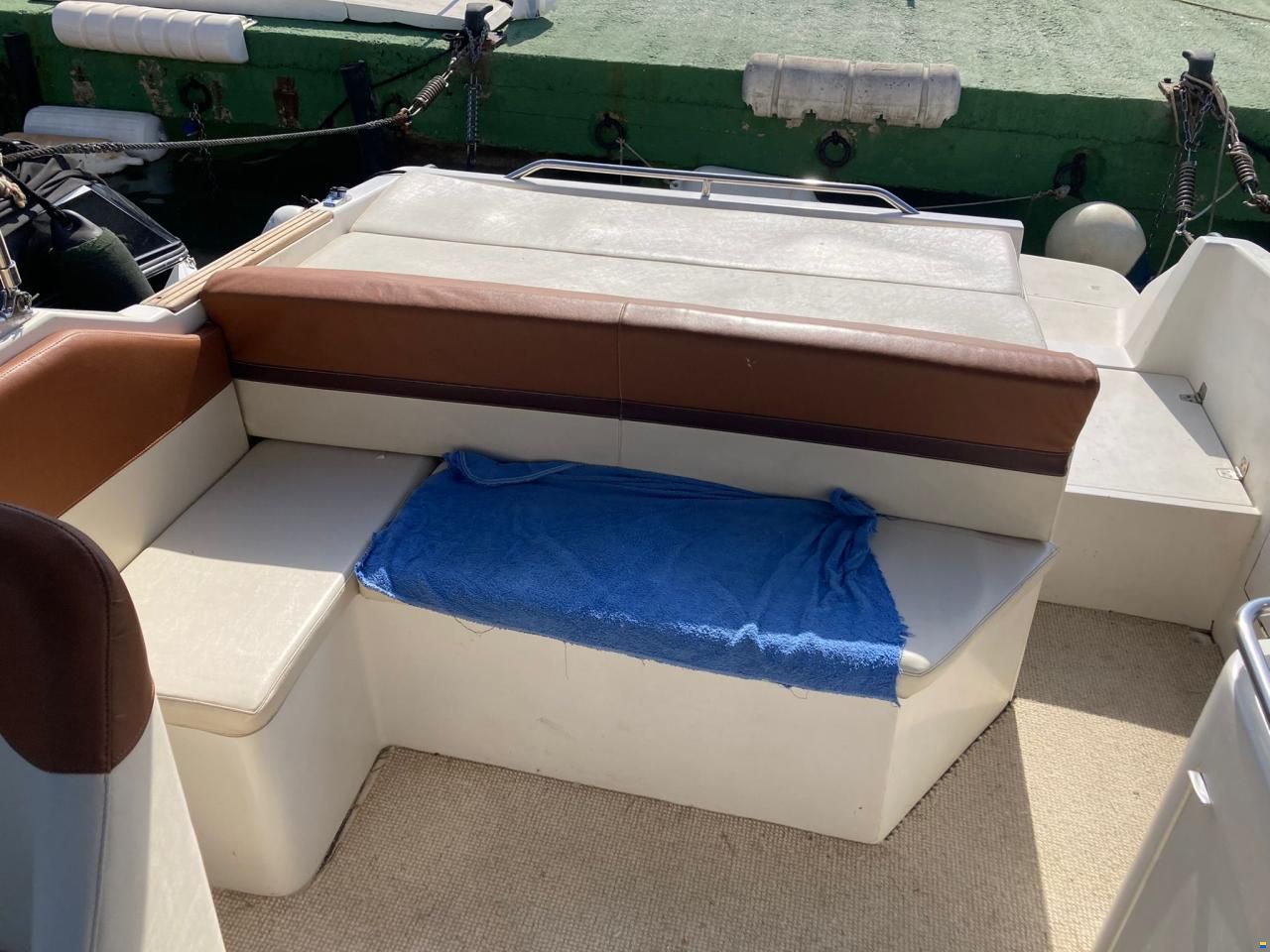 Sea Ray 24