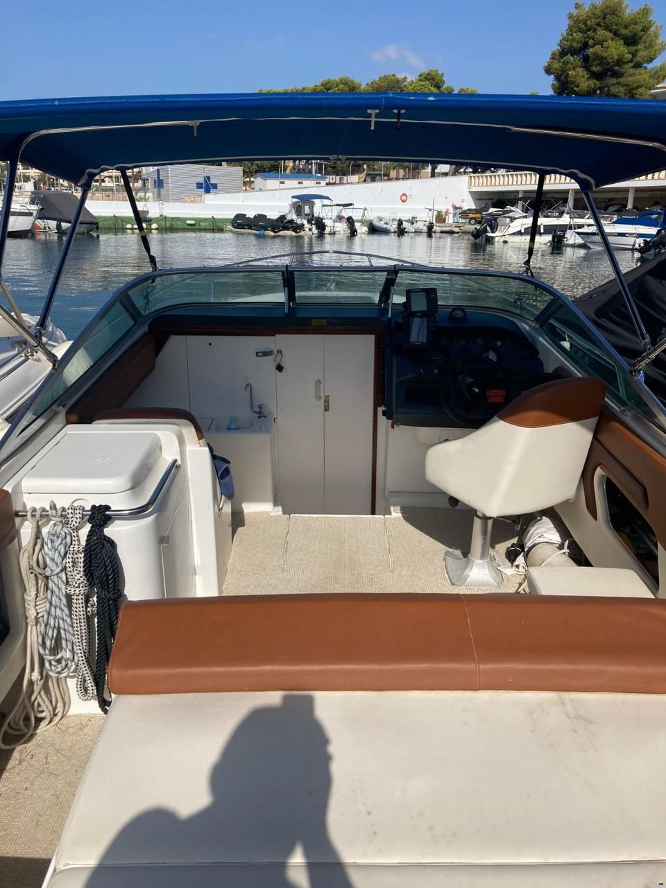 Sea Ray 24