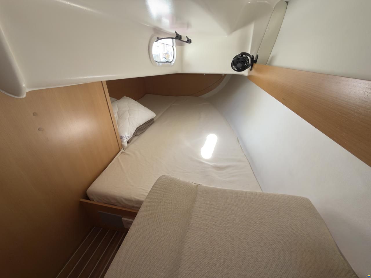 Delphia 28