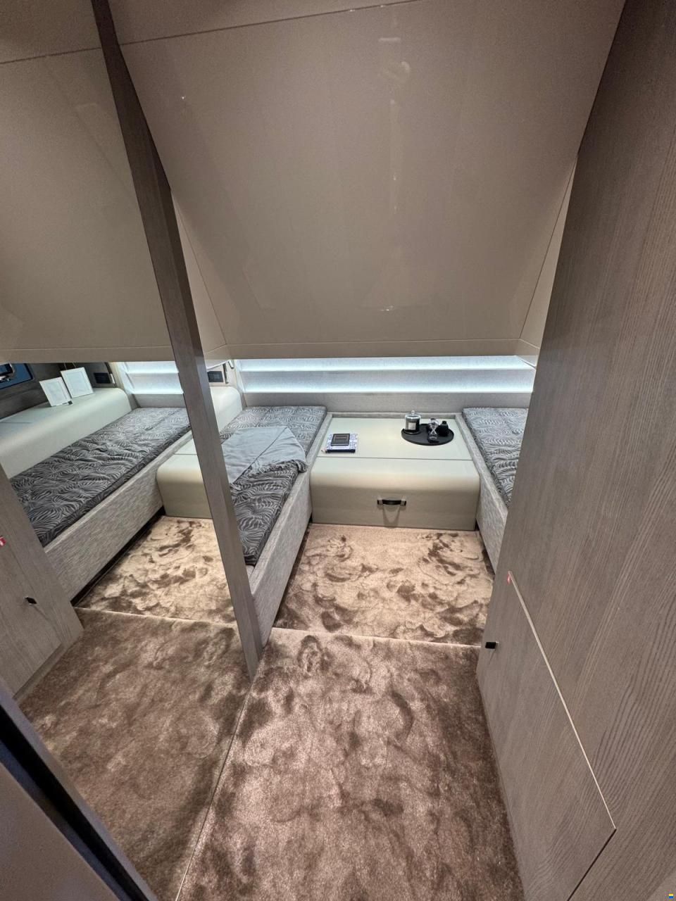 Cranchi A46 Luxury Tender