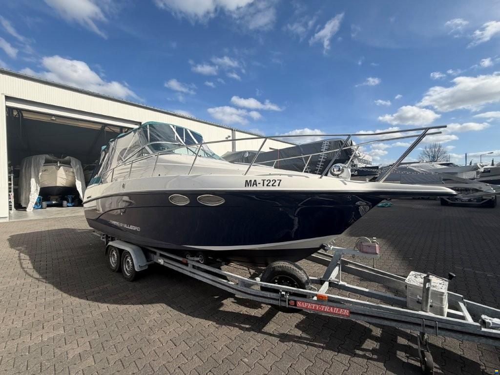Crownline 765