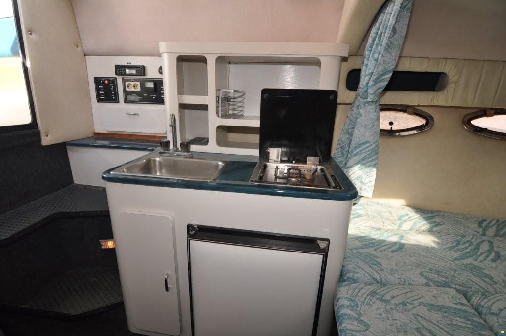 Crownline 765