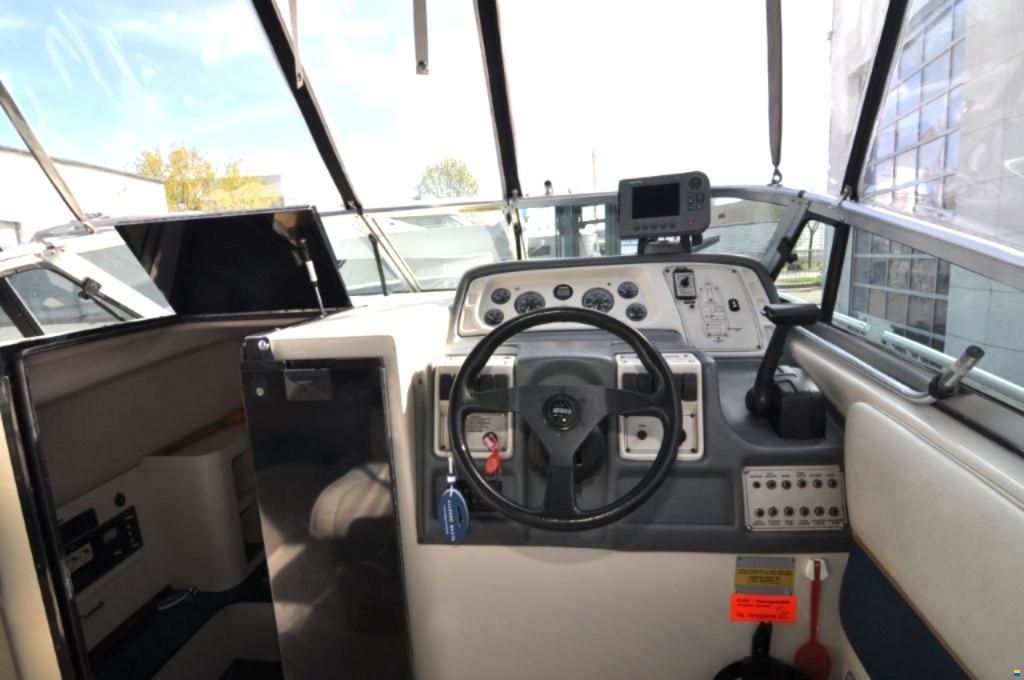 Crownline 765