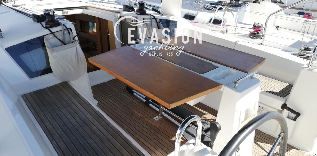 Oceanis 38.1