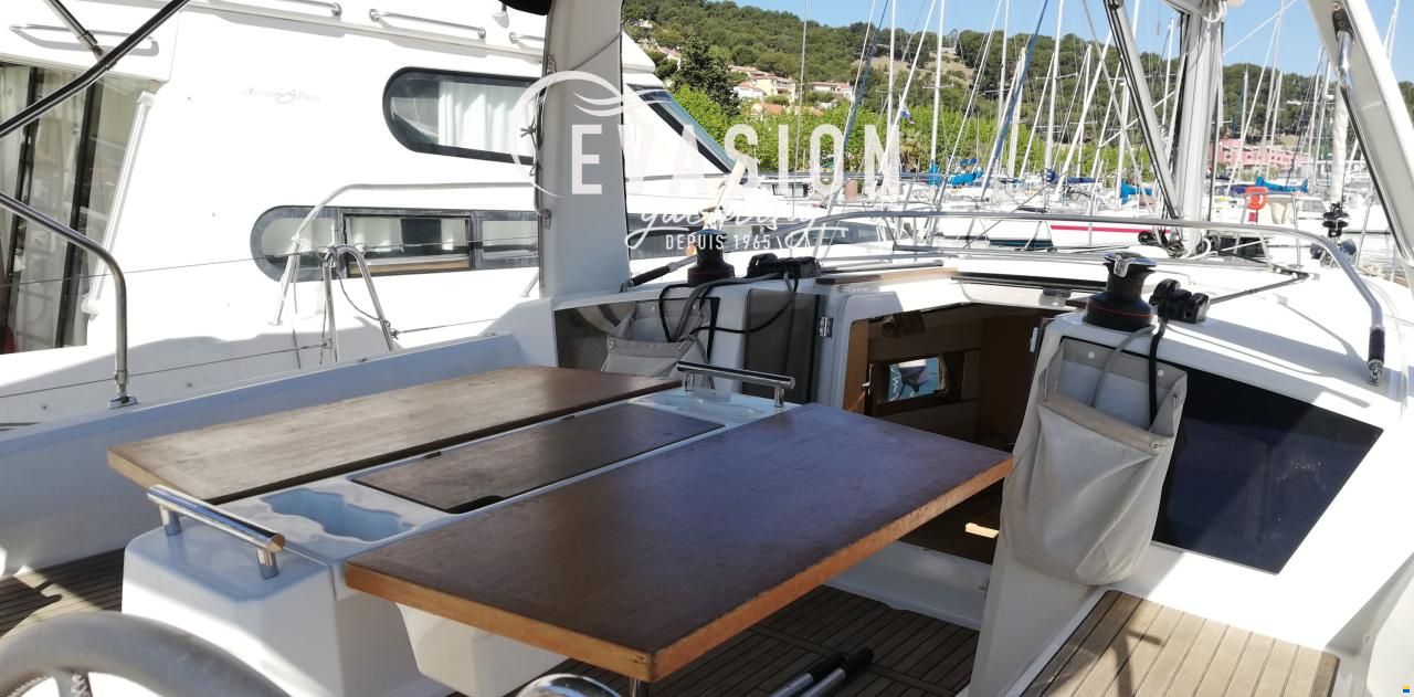 Oceanis 38.1