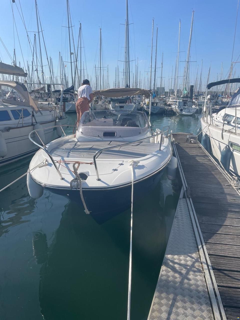 Jeanneau Cap Camarat 7.5 WA