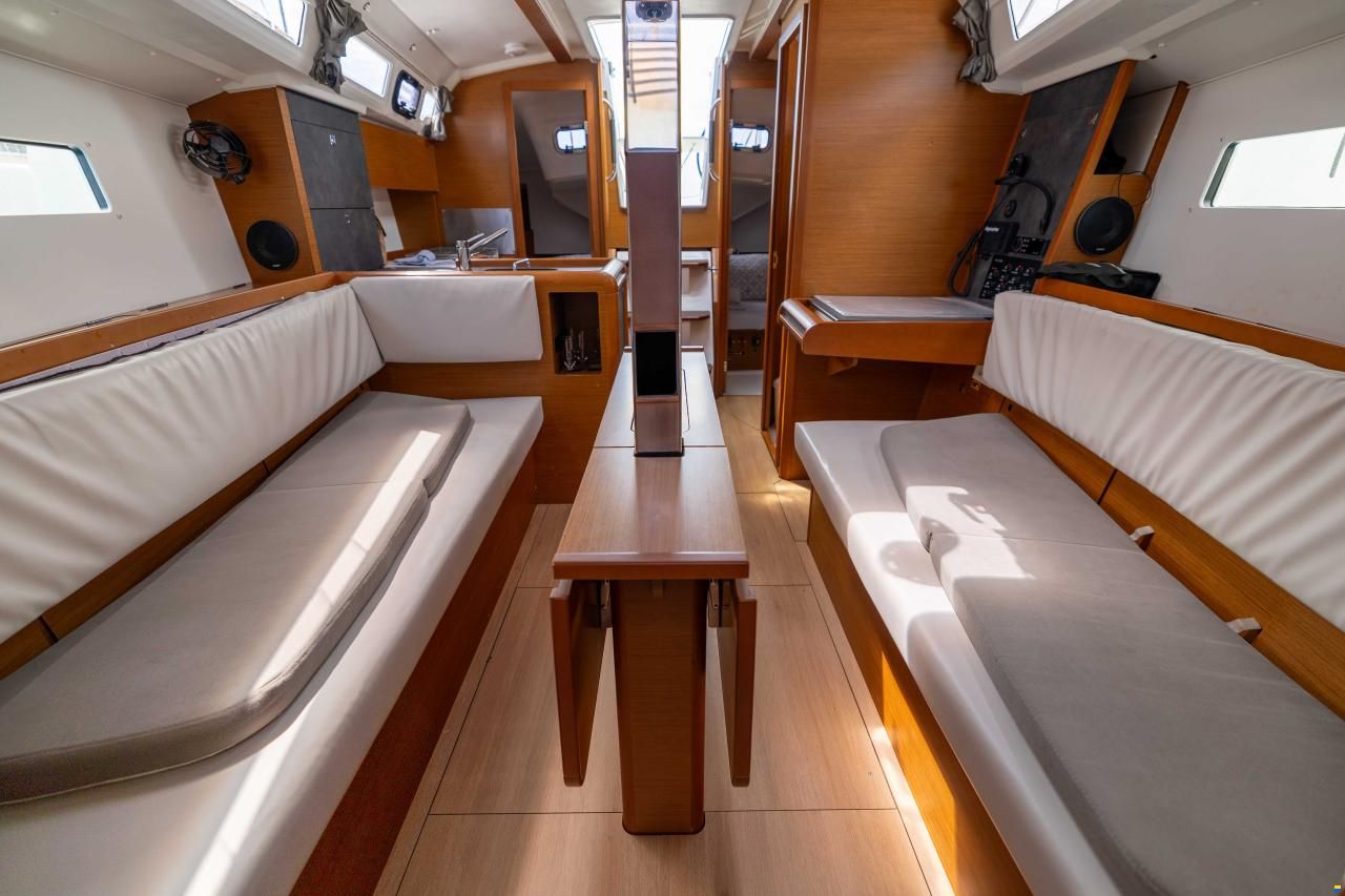 Jeanneau Sun Odyssey 349