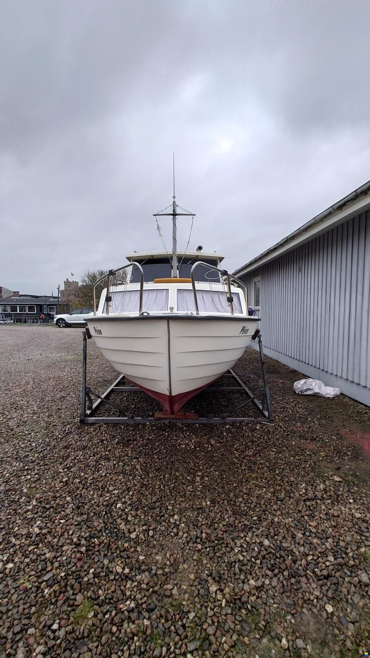 Nidelv 24 Snekke