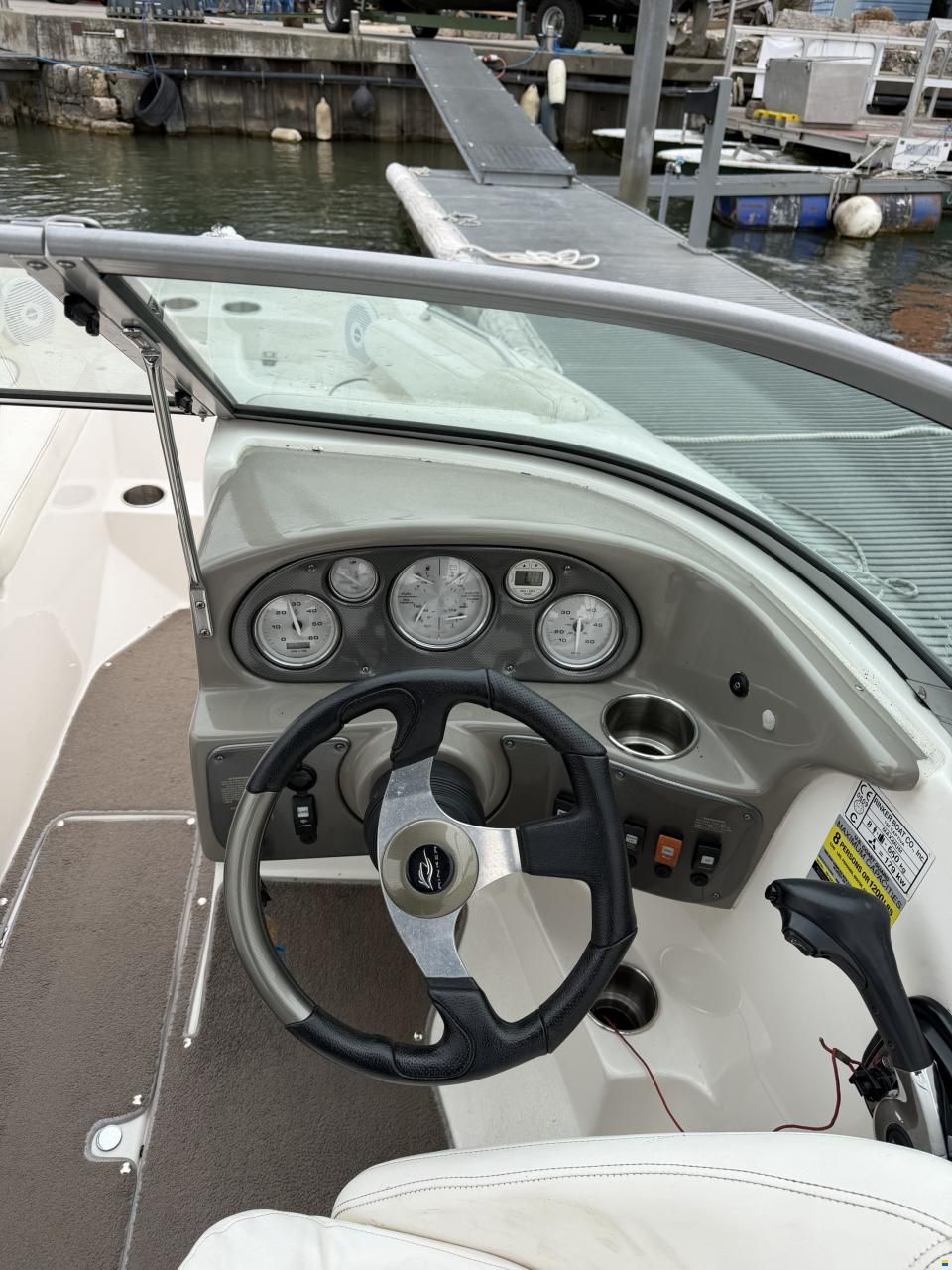 Rinker Captiva 192 Bowrider