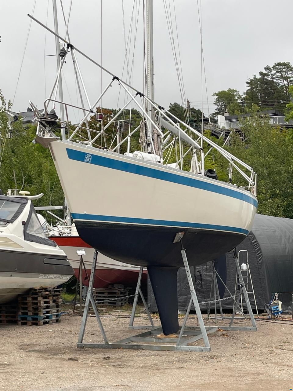 Sweden Yachts 390