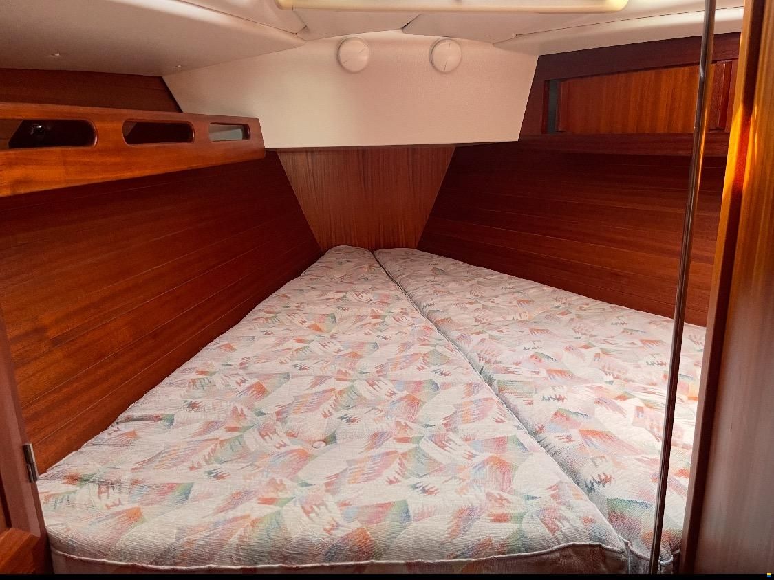 Sweden Yachts 390